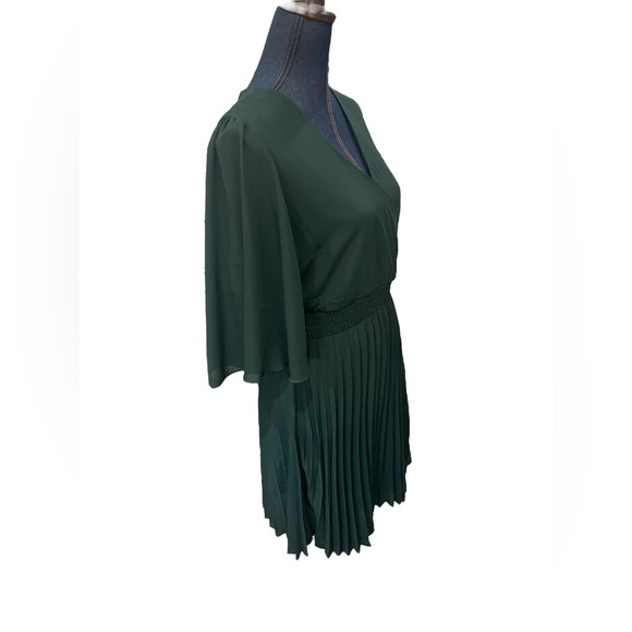 Allison & Kelly forest green 3/4 sleeve pleated Vneck short dress Sz large NWT - Picture 3 of 5